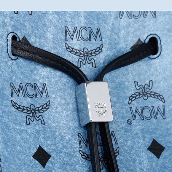 NWT Authentic MCM Hedy Hobo In Denim Blue - Picture 3 of 8